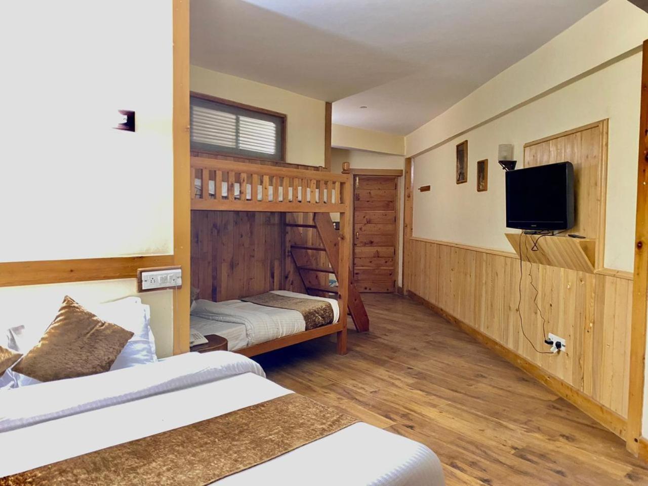 The Vashisht, Manali - A Four Star Luxury Hotel Eksteriør billede