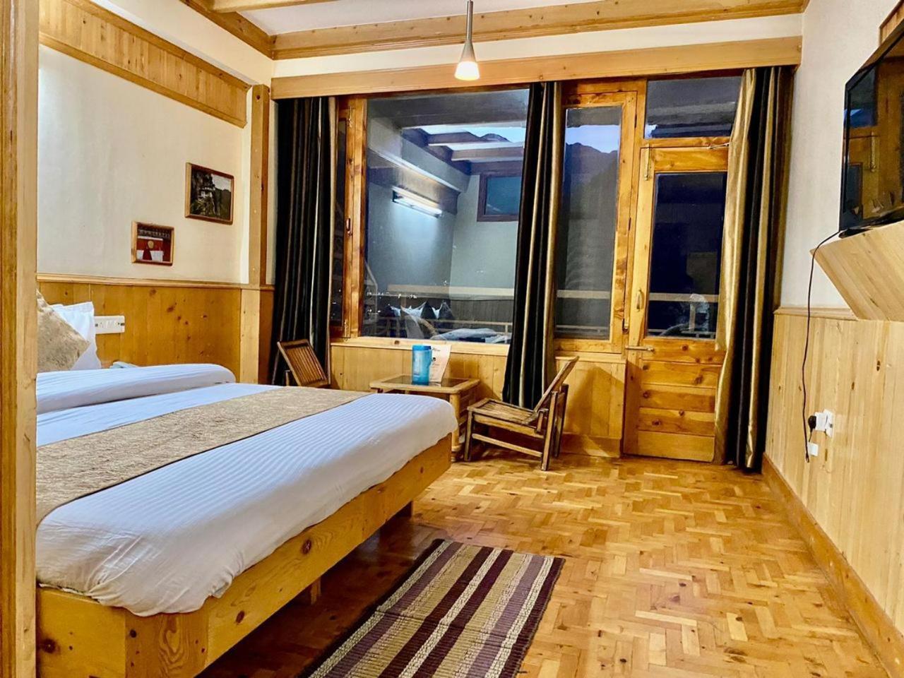The Vashisht, Manali - A Four Star Luxury Hotel Eksteriør billede