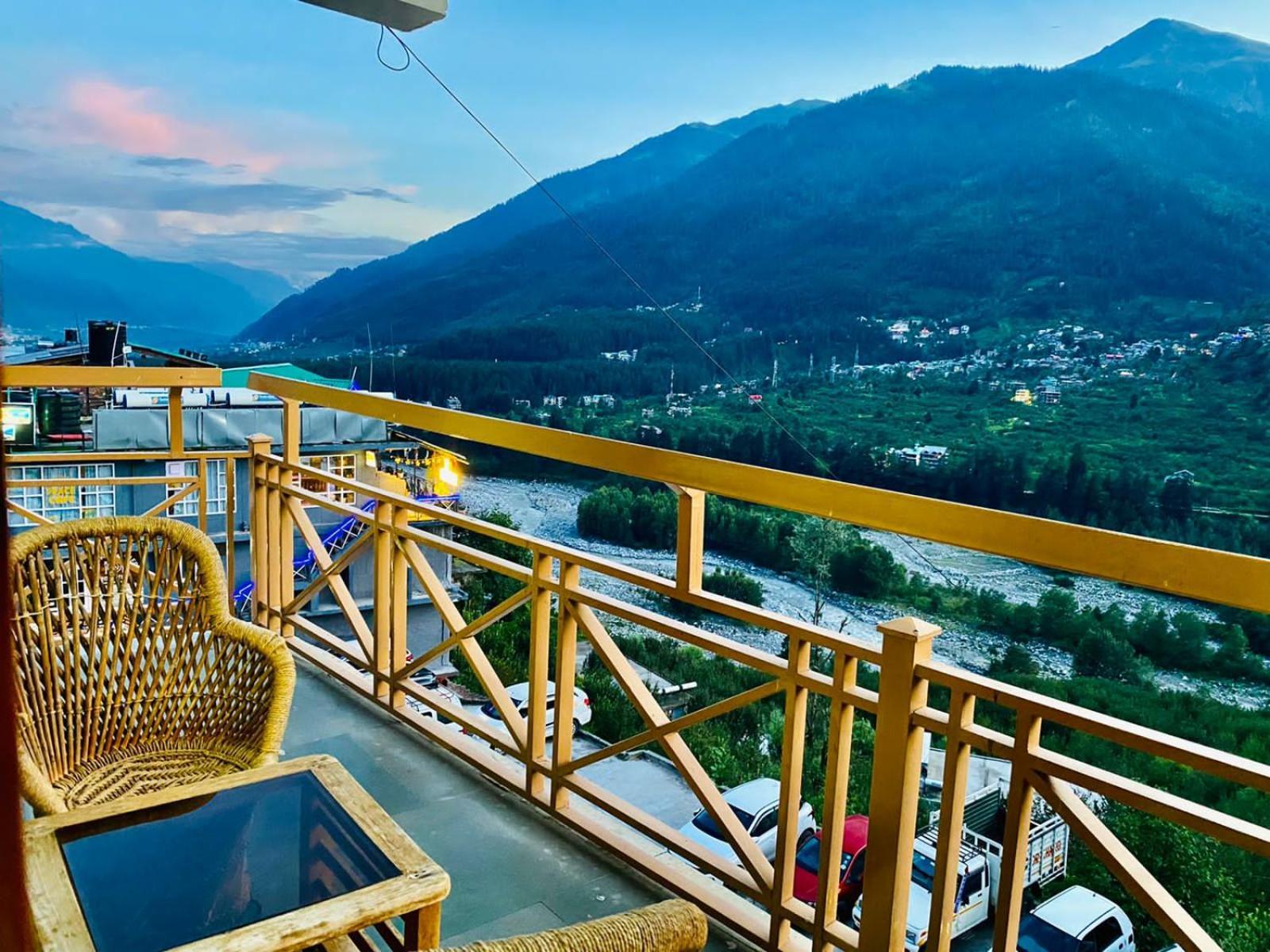 The Vashisht, Manali - A Four Star Luxury Hotel Eksteriør billede