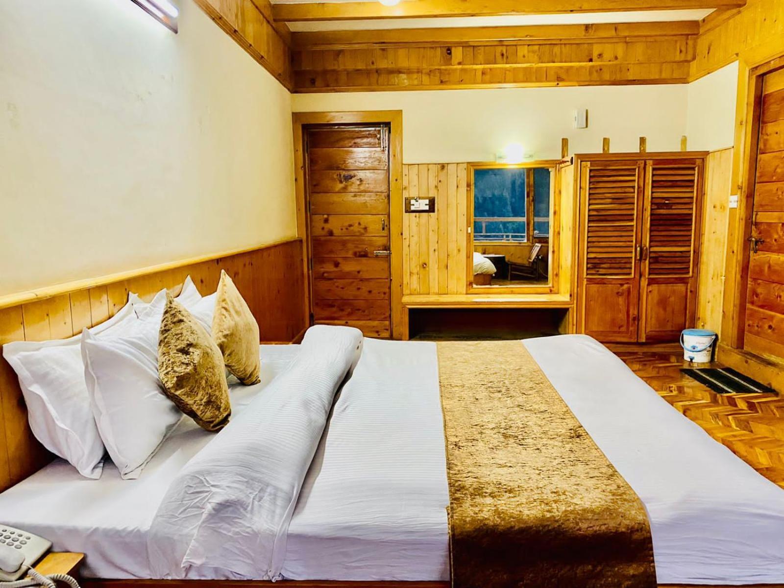 The Vashisht, Manali - A Four Star Luxury Hotel Eksteriør billede
